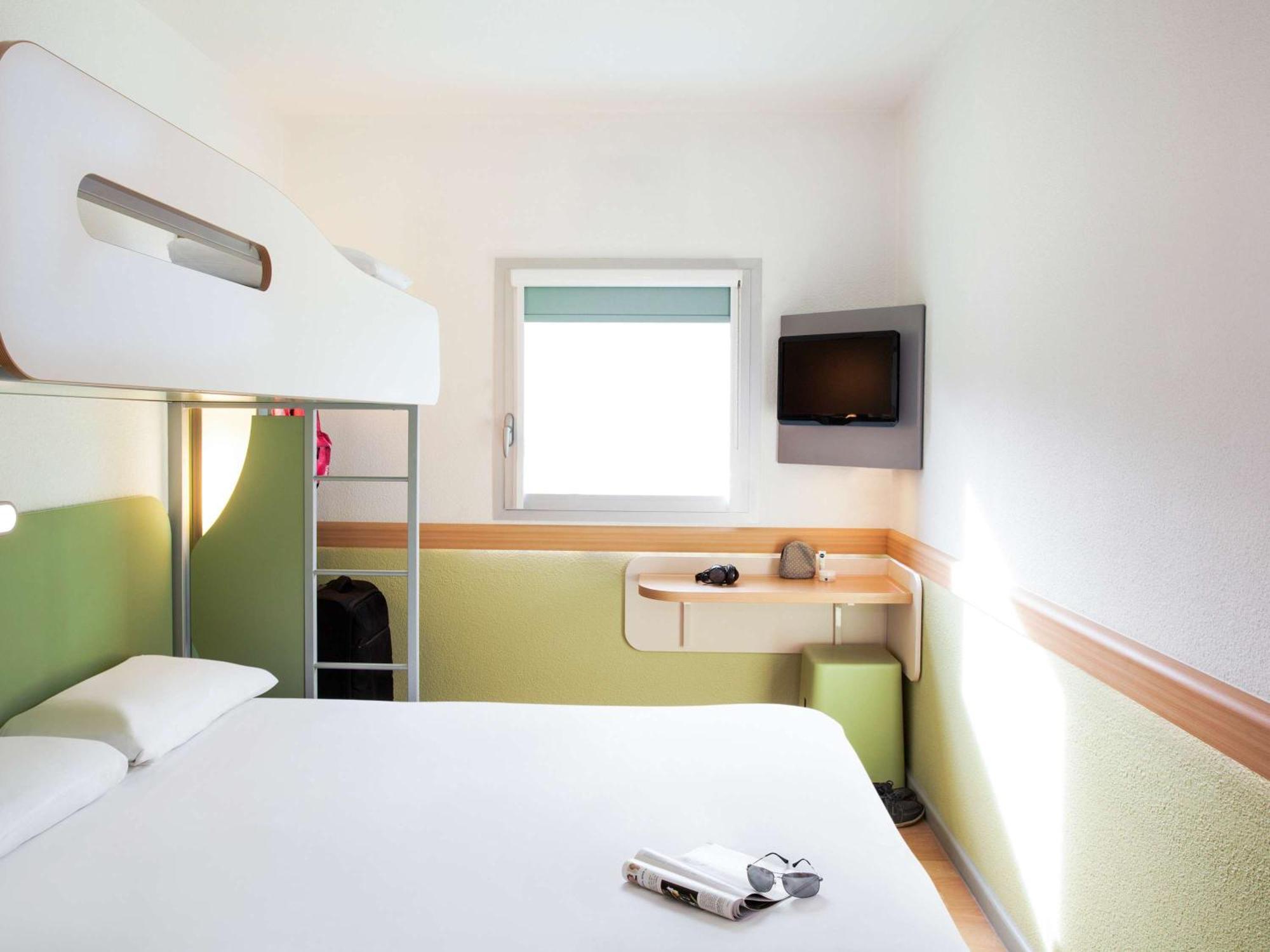 Ibis Budget Бекънсфийлд Екстериор снимка